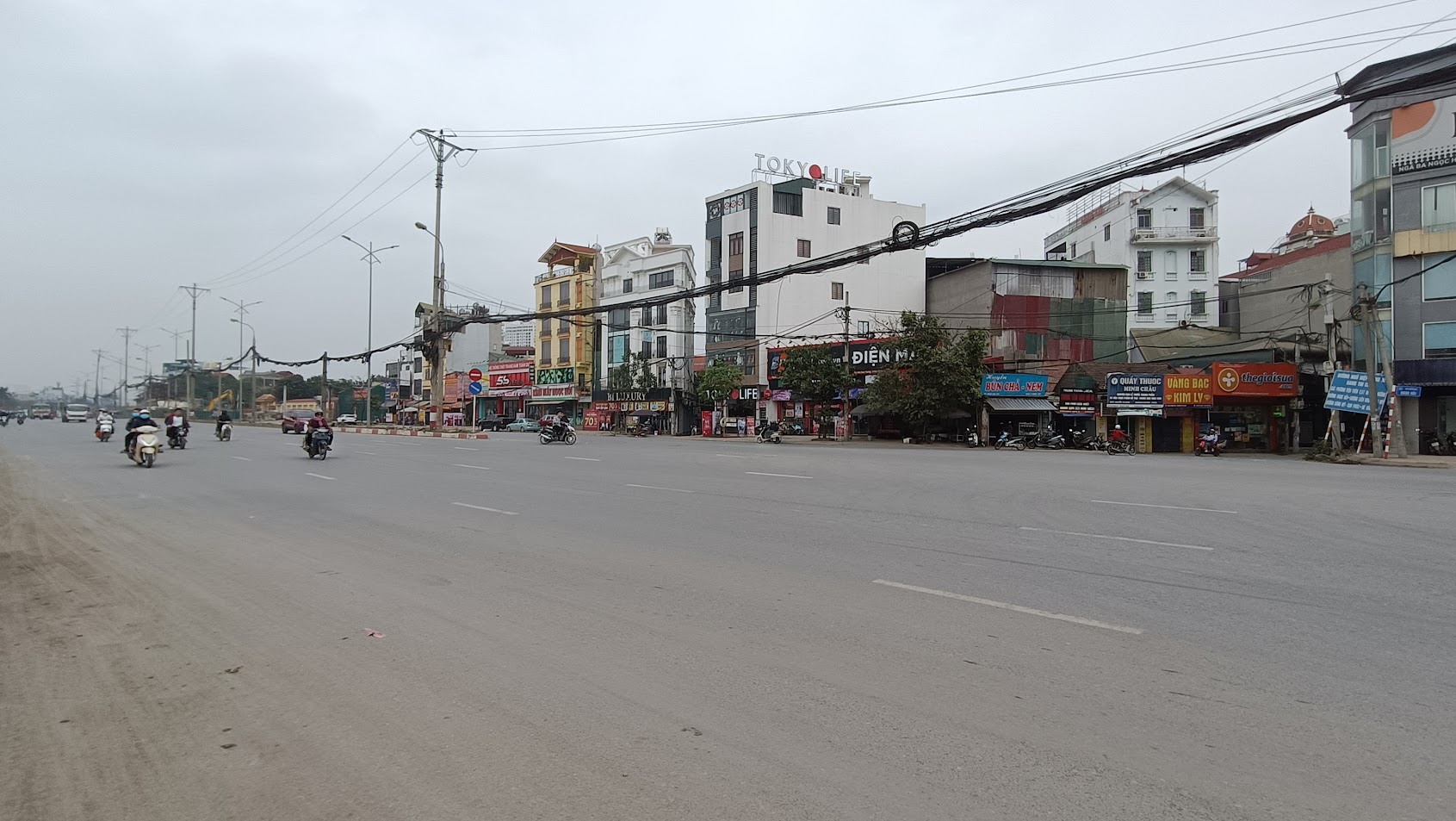 BÁN NHÀ TỨ HIỆP THANH TRÌ. 15M RA Ô TÔ. DT 45M, 4 TẦNG. NHỈNH 5 TỶ.