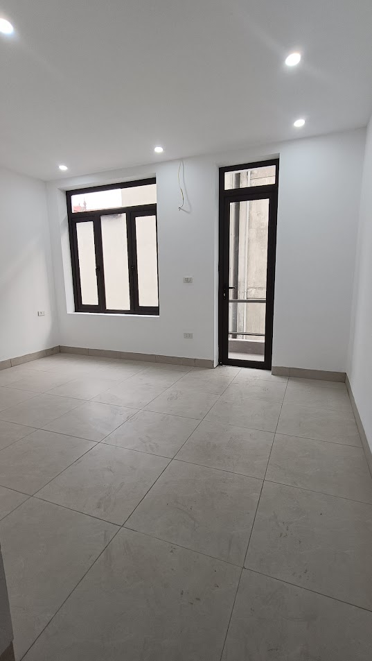 BÁN NHÀ TỨ HIỆP THANH TRÌ. 15M RA Ô TÔ. DT 45M, 4 TẦNG. NHỈNH 5 TỶ.