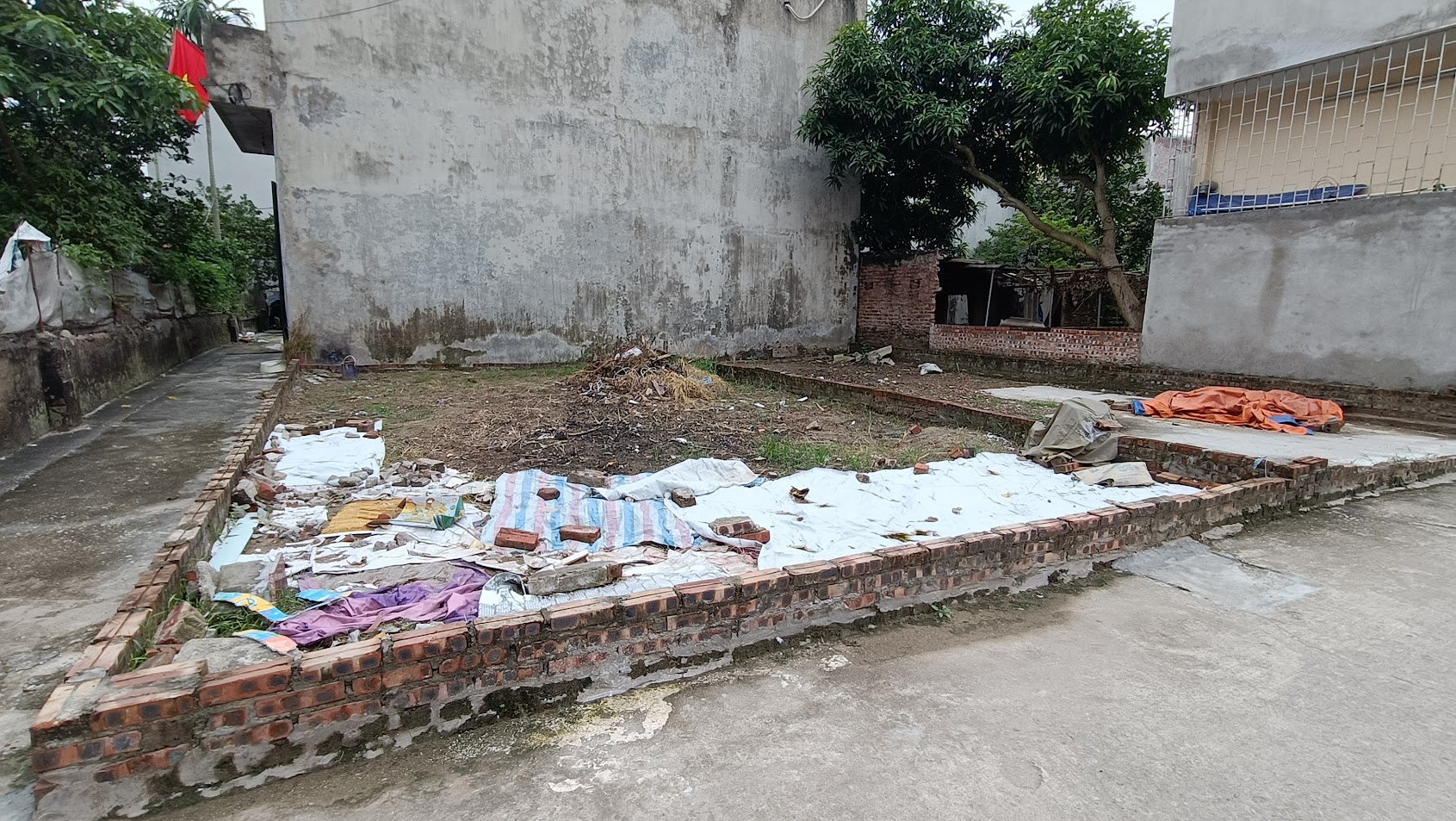 BÁN ĐẤT VẠN PHÚC THANH TRÌ. LÔ GÓC THOÁNG SÁNG, Ô TÔ NGỦ TRONG ĐẤT. 50M, QUANH 4 TỶ.