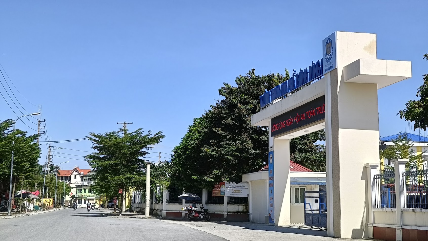 BÁN ĐẤT ĐÔNG MỸ THANH TRÌ. Ô TÔ NGỦ TRONG ĐẤT. DT 50M, NHỈNH 4 TỶ