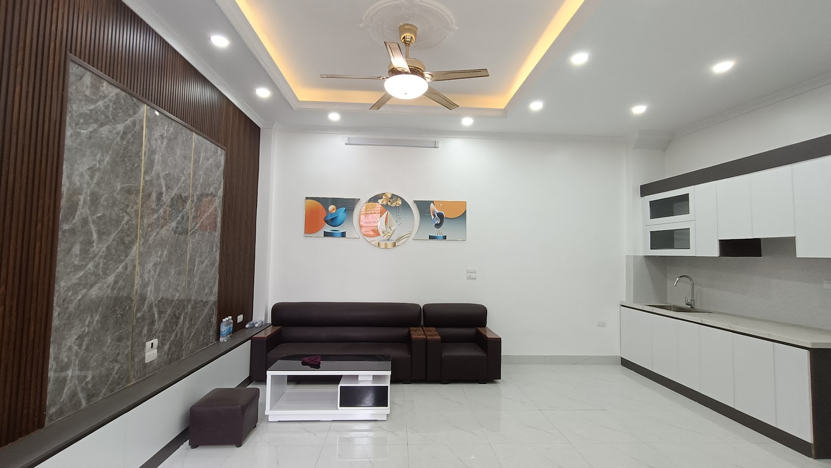 BÁN NHÀ LIÊN NINH THANH TRÌ. Ô TÔ ĐỖ CỔNG, NHỈNH 4 TỶ.