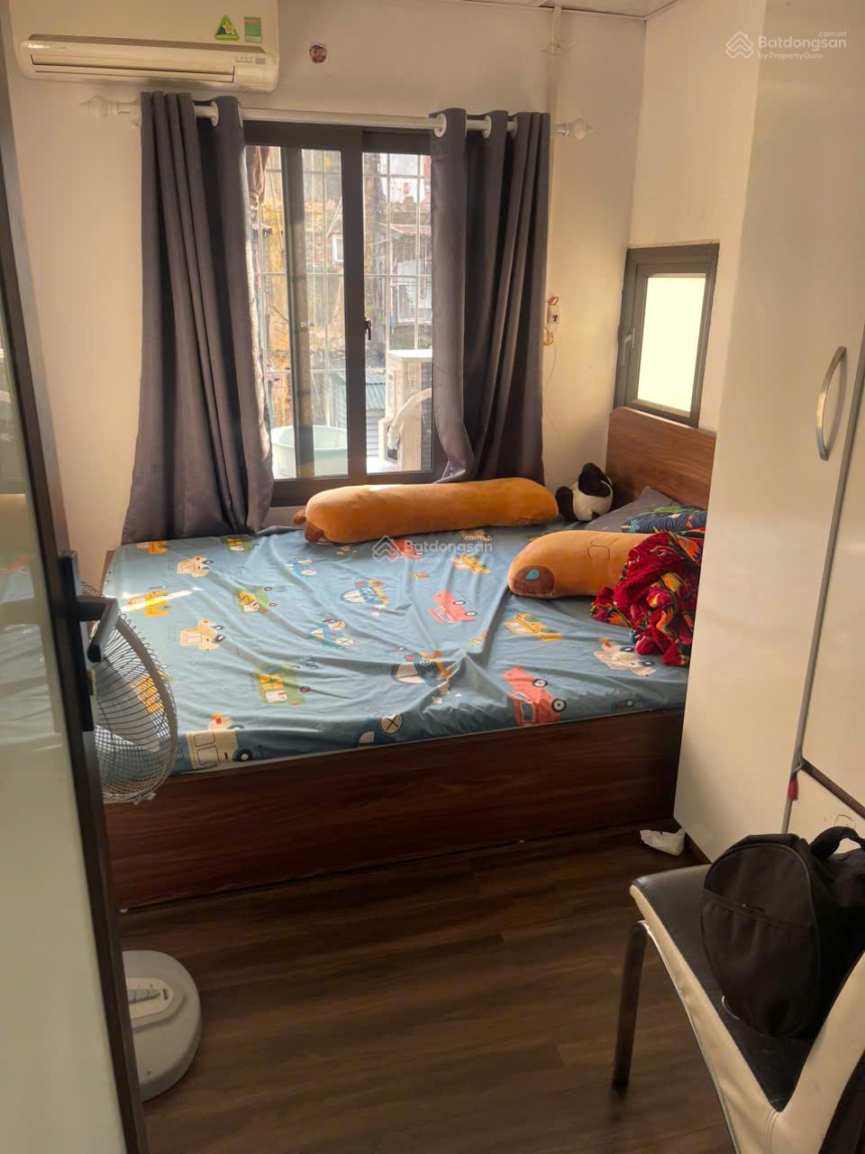 BÁN CĂN HỘ TẬP THỂ B4 NGHĨA TÂN, CẦU GIẤY. 75M, 3 NGỦ, NHỈNH 4 TỶ